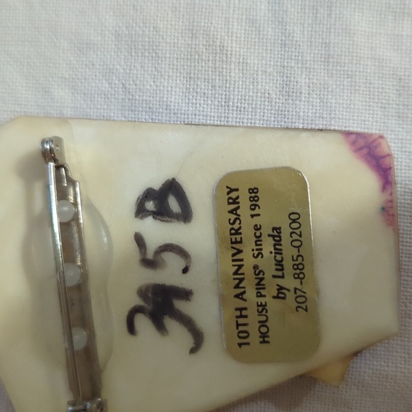 Spring House Pins - Picture 6 of 6